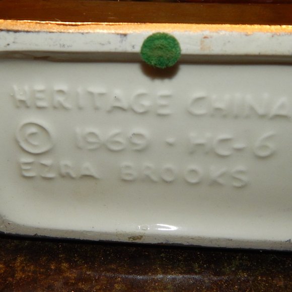 Vintage 1969 Ezra Brooks Man 'O War Horse Decanter - Picture 5 of 12